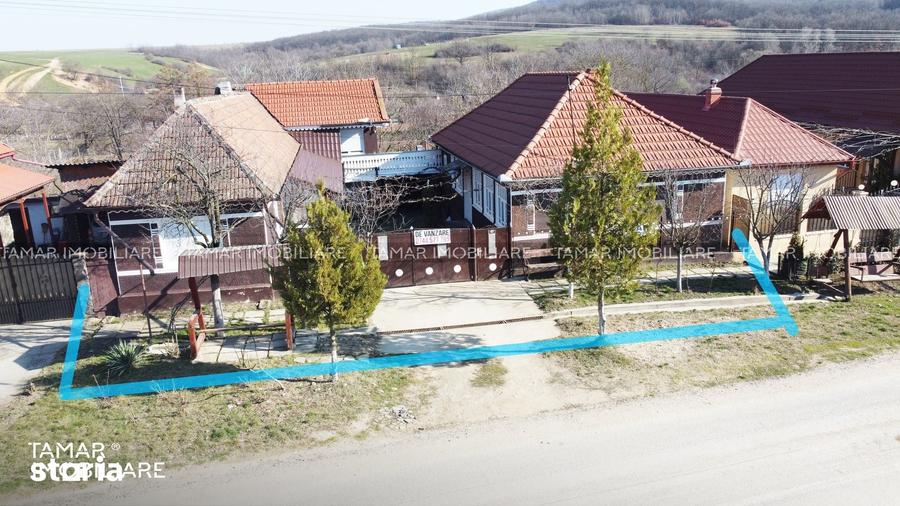 Casă cu 5 camere cu Teren 900 Mp în Târnova