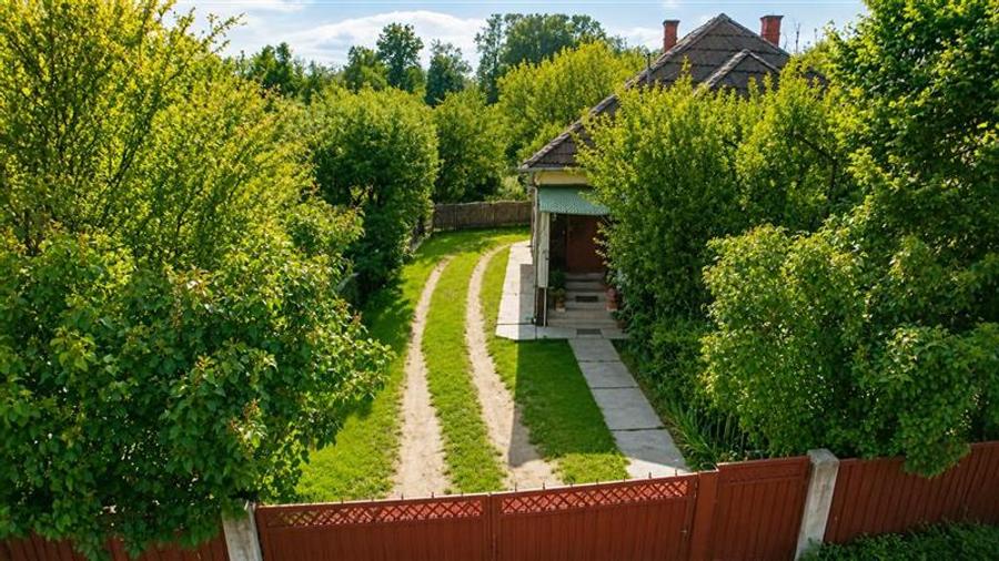 Casă individuală cu 6 camere cu Garaj în Bistra Mureșului