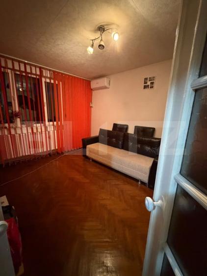 Apartament cu 2 camere decomandat în Titulescu
