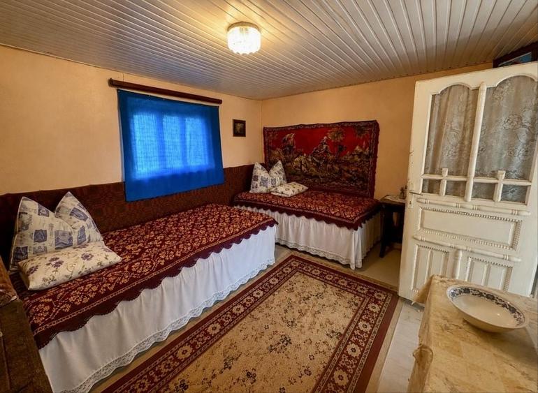 Casă cu 3 camere în Lunca Banului