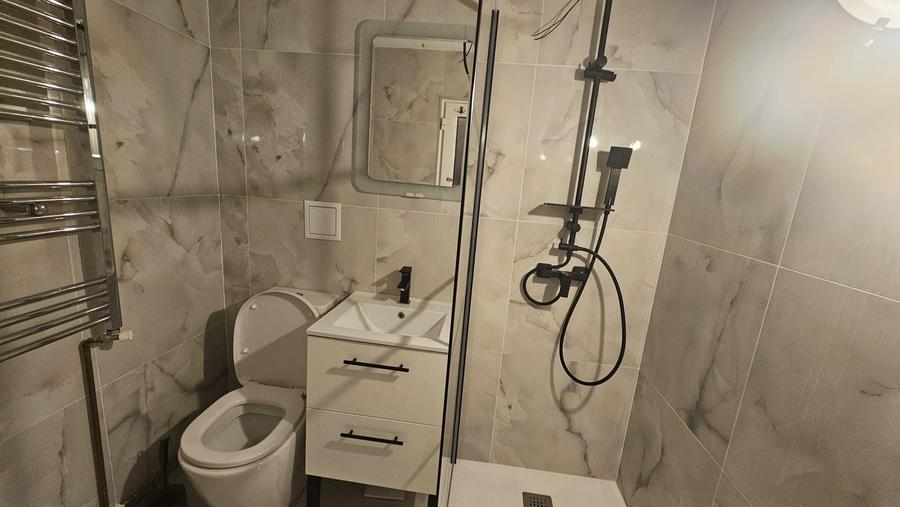 apartament de inchiriat - 1