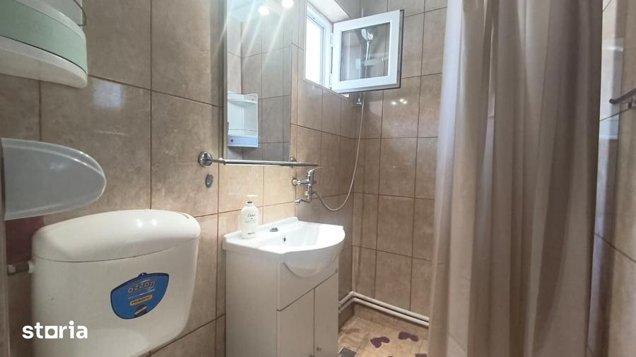 Apartament cu 4 camere în Dacia