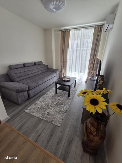 Apartament cu 3 camere în Est