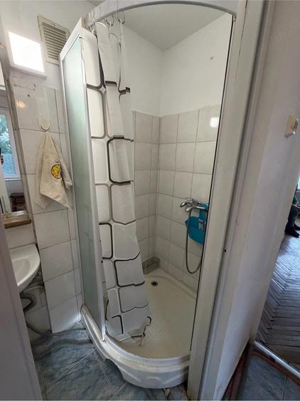 Garsonieră decomandată în Complex Studențesc