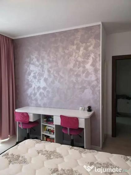 Apartament cu 3 camere decomandat în Albert