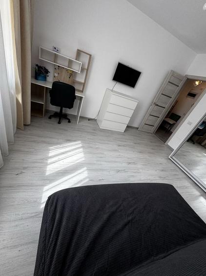 Garsonieră decomandată în Central