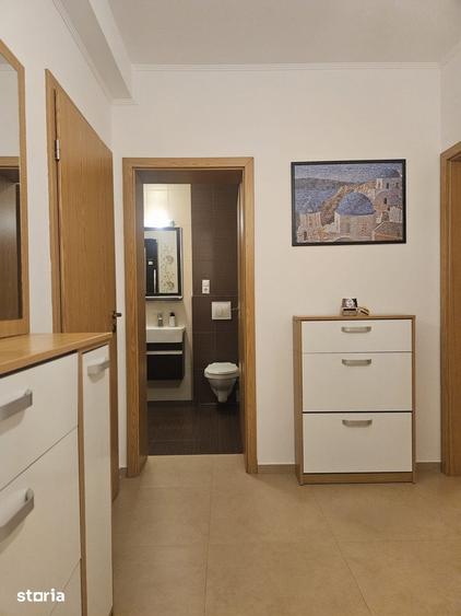 Apartament cu 2 camere decomandat în Est