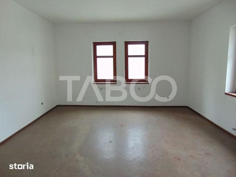 Spațiu comercial, de 1,191 mp, în Reșița