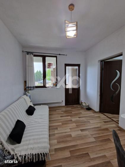 Casă cu 4 camere cu Teren 1200 Mp în Răzvad