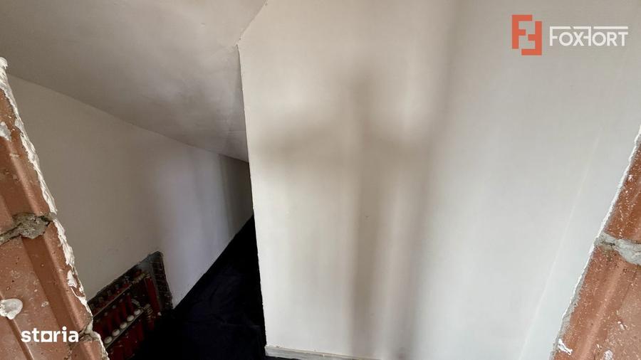 Duplex cu 5 camere de 128 mp utili si teren de 410 mp, zona Giarmata V - 16