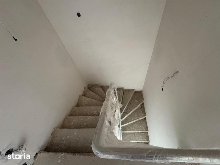 Casă cu 4 camere cu Teren 195 Mp în Șelimbăr