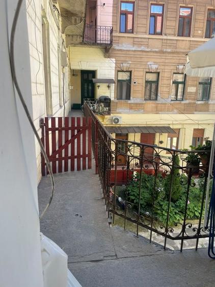Apartament 3 camere spre vanzare central - 8