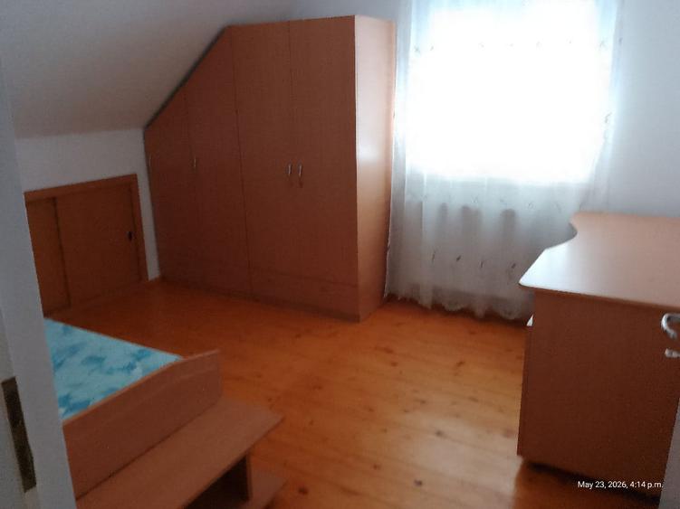 Apartament cu 3 camere decomandat în Valea Aurie
