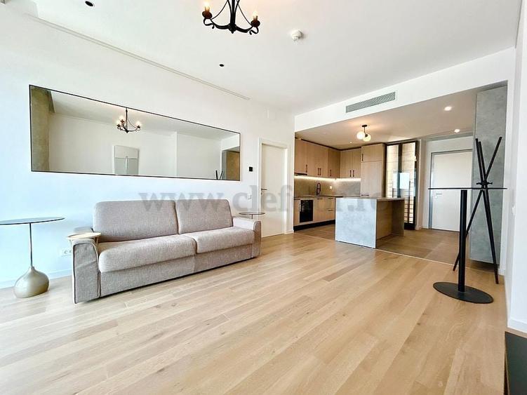Apartament cu 4 camere decomandat, mobilat în Floreasca