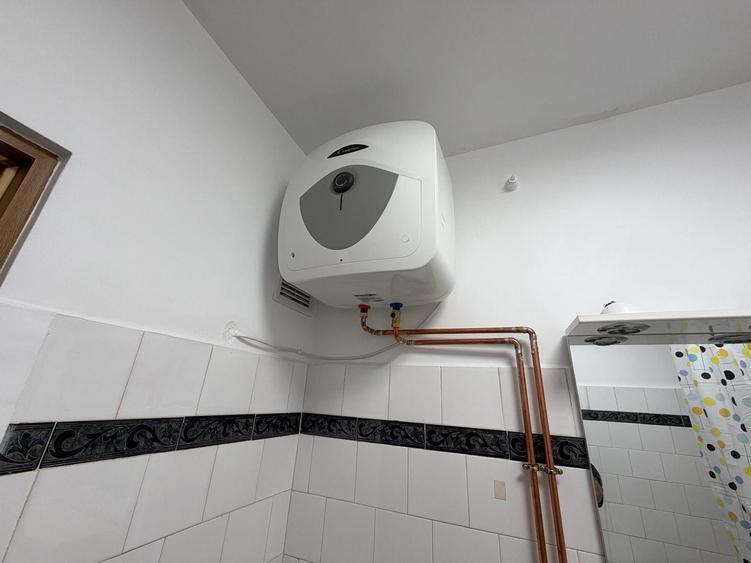 Apartament cu 2 camere semidecomandat, mobilat în Barbu Văcărescu