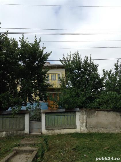 Casă cu 6 camere cu Teren 8000 Mp în Mircești