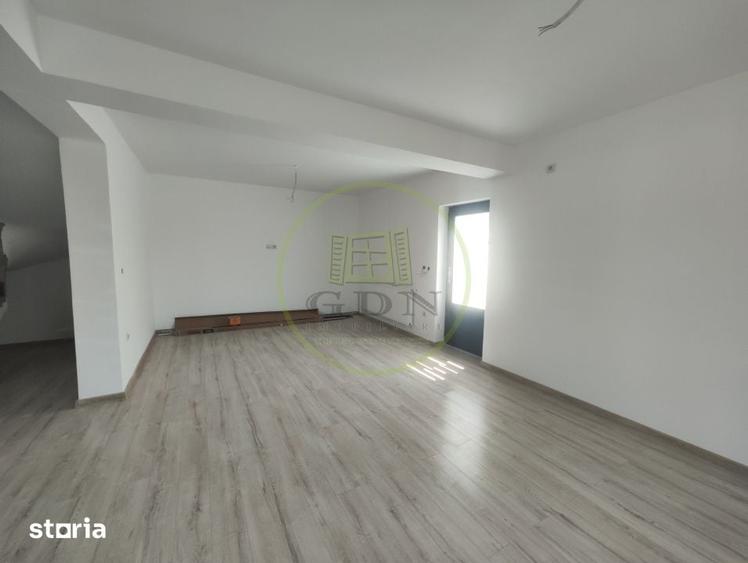 Casă cu 3 camere cu Teren 242 Mp în Bariera Vâlcii