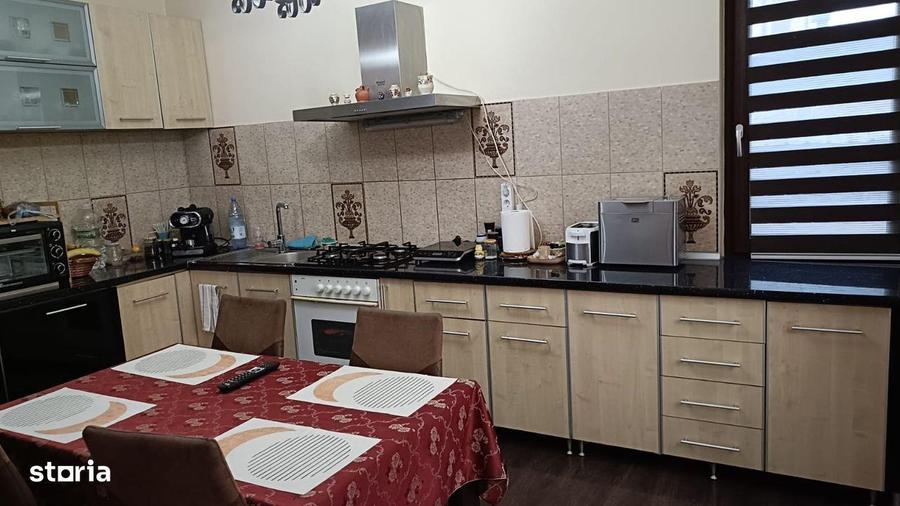 Casă cu 4 camere cu Teren 424 Mp în Goranu