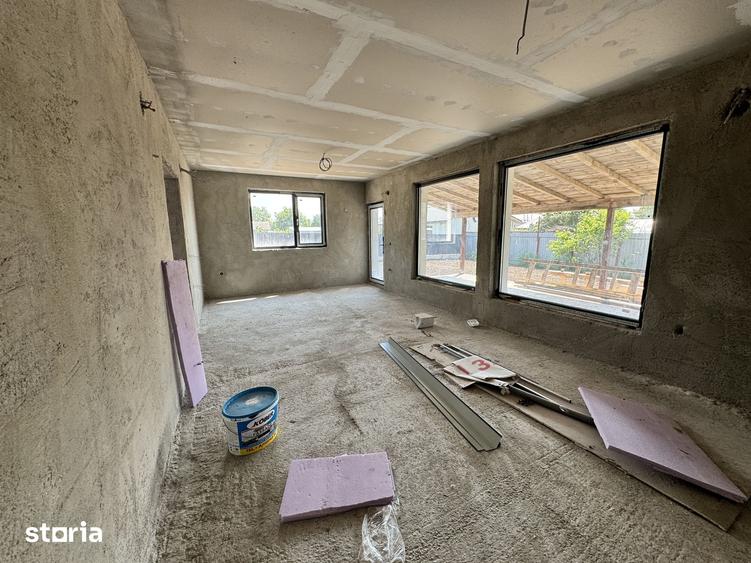 Casă cu 3 camere cu Teren 500 Mp în Vânători