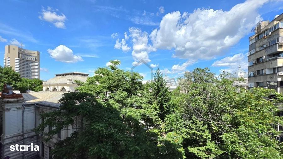 Apartament cu 4 camere decomandat în Centrul Istoric