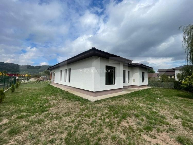 Casa, 4 camere, 550 mp teren, cartier Sisesti
