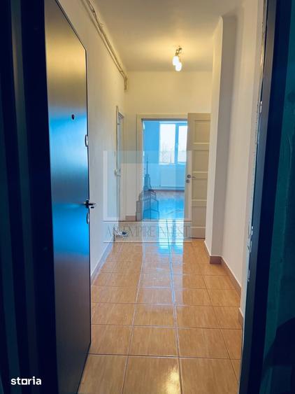 Apartament cu 2 camere decomandat în Triaj