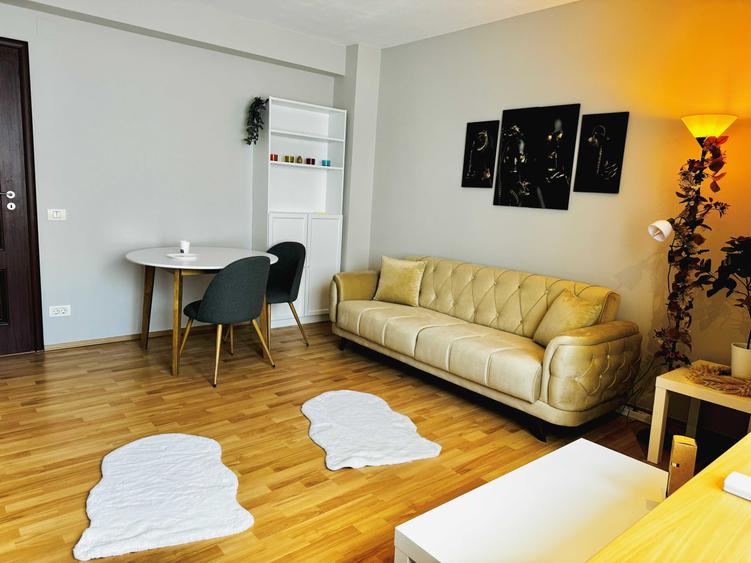 Apartament cu 2 camere decomandat în Ultracentral