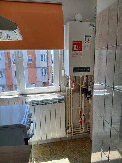 Garsonieră decomandată în Central