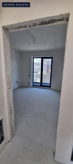 Casă individuală cu 4 camere cu Canalizare în Exterior Est