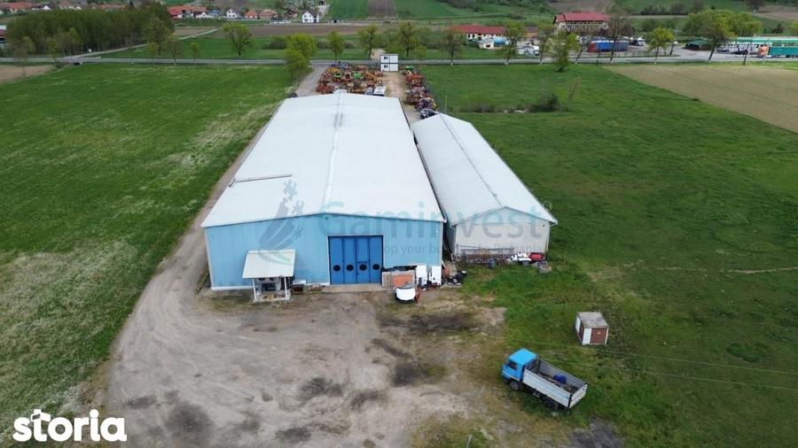 Spațiu comercial, de 1,800 mp, în Central