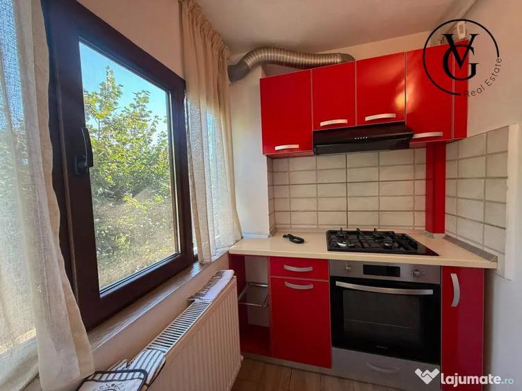 Apartament cu 3 camere decomandat în Faleza Nord