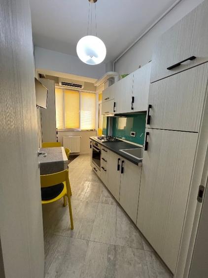 Garsonieră decomandată, mobilată în Tomis Nord
