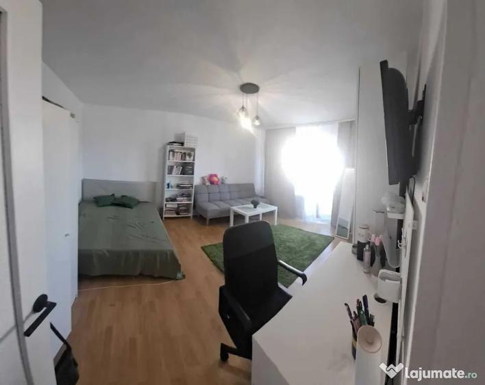 Garsonieră decomandată în Brâncoveanu