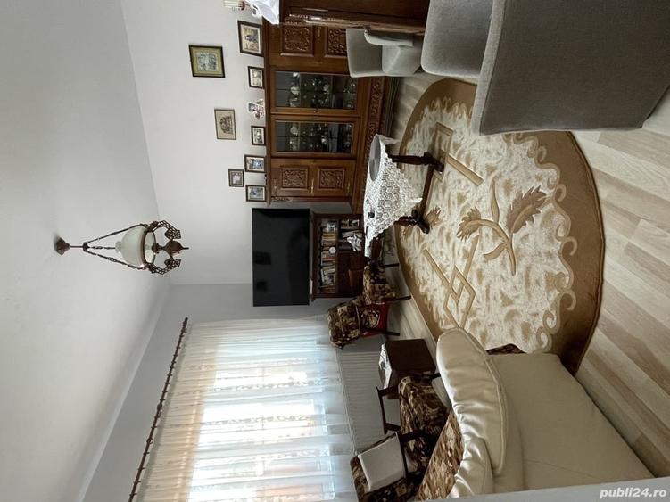 Casă cu 6 camere în Casa de Cultură