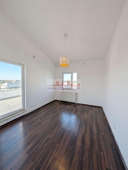 Apartament cu 2 camere semidecomandat în Băneasa