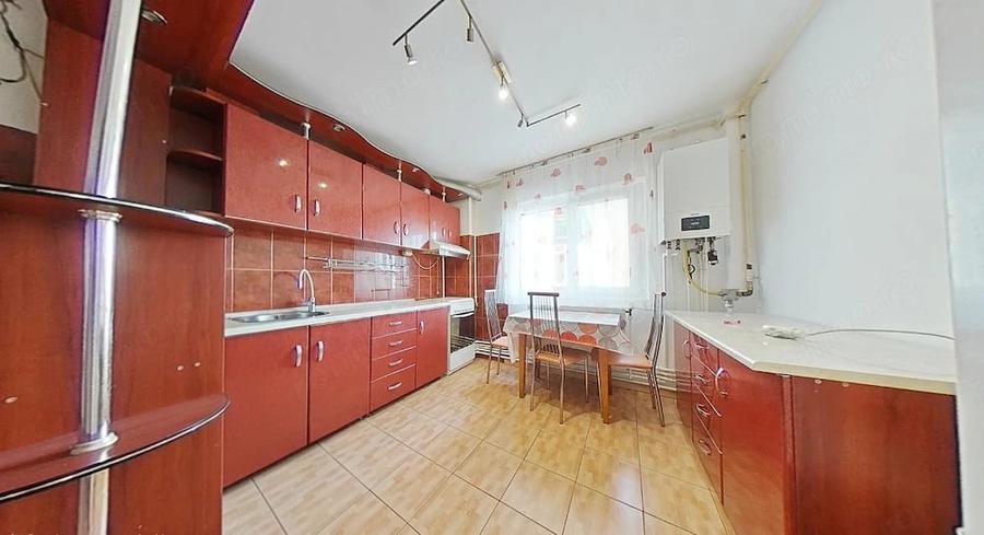 Apartament cu 2 camere semidecomandat în Micălaca