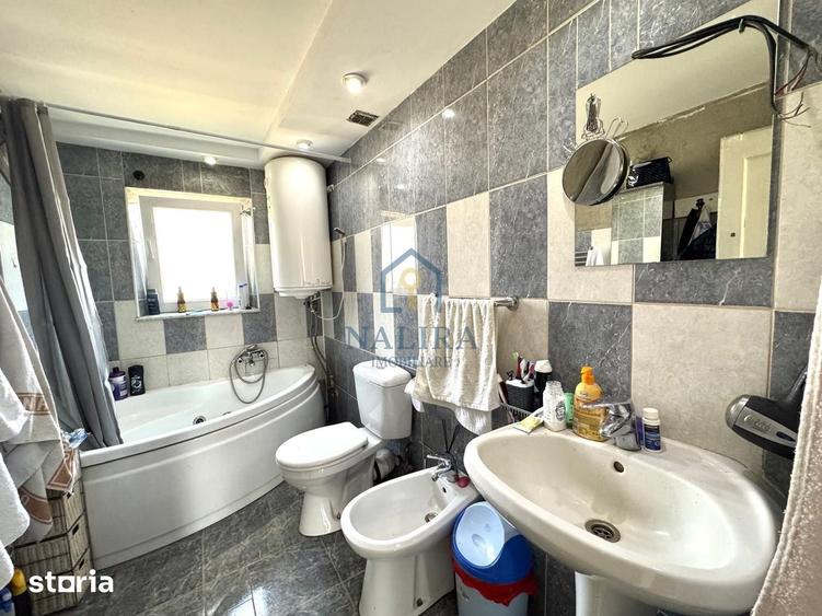 Casă cu 3 camere decomandat cu Teren 5000 Mp în Șișești