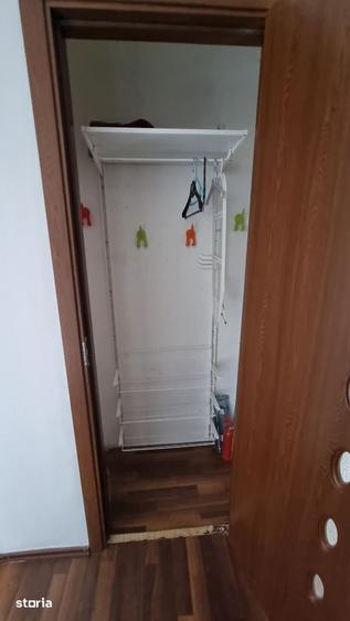 Apartament cu 3 camere decomandat, mobilat în Valea Cetății