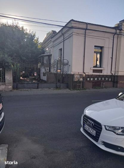 Casă cu 2 camere cu Teren 60 Mp în Calea București