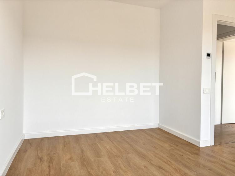Duplex cu 4 camere cu Canalizare în Central
