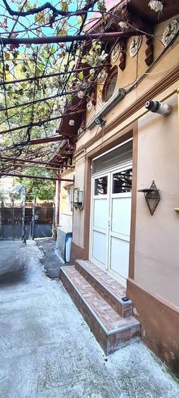 Nicolae Titulescu, casa la curte, 2 camere cu curte de 240 mp - 2