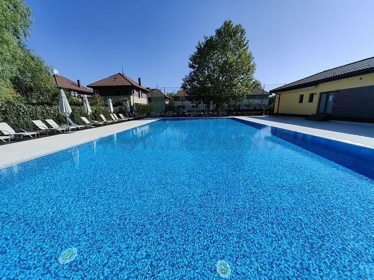Casă individuală cu 6 camere cu Piscina în Iancu Nicolae