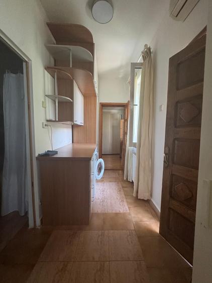 Casă cu 4 camere cu Teren 170 Mp în Domenii