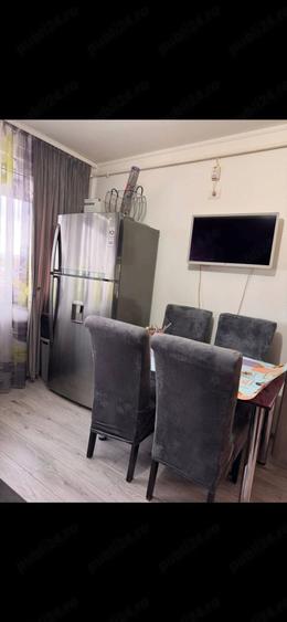 Apartament cu 3 camere decomandat în Gara