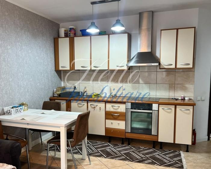 Apartament cu 2 camere semidecomandat, mobilat în Florești