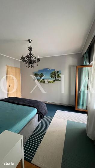 Apartament cu 4 camere decomandat în Girocului