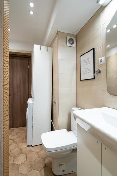 Apartament cu 2 camere semidecomandat în Calea Victoriei