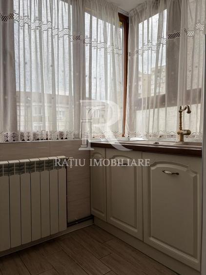 Apartament cu 3 camere | Etaj 3 | Decebal | Oradea - 12