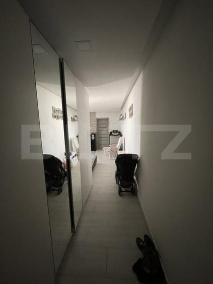 Apartament cu 3 camere semidecomandat, mobilat în Sânnicoară