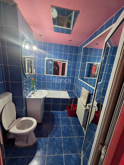 Vand Apartament 2 camere decomandat et 1, Petrosani